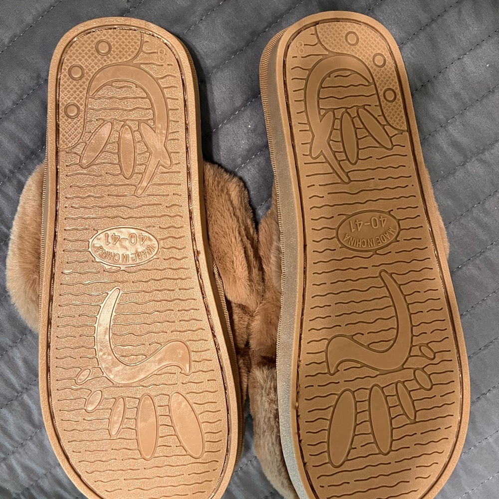 Cozy Tan Fur Slippers
